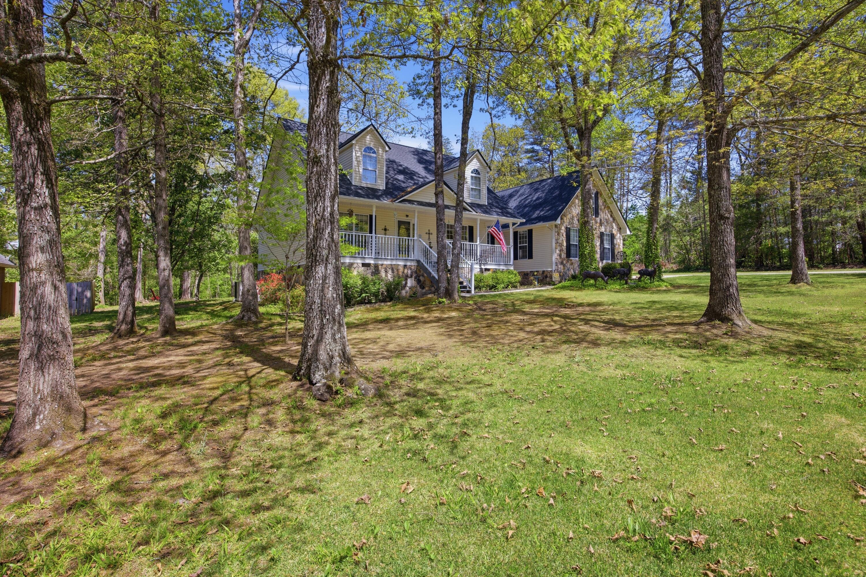 157 Drew Avenue Dayton, TN 37321 - Photo 3 of 44 090A9258