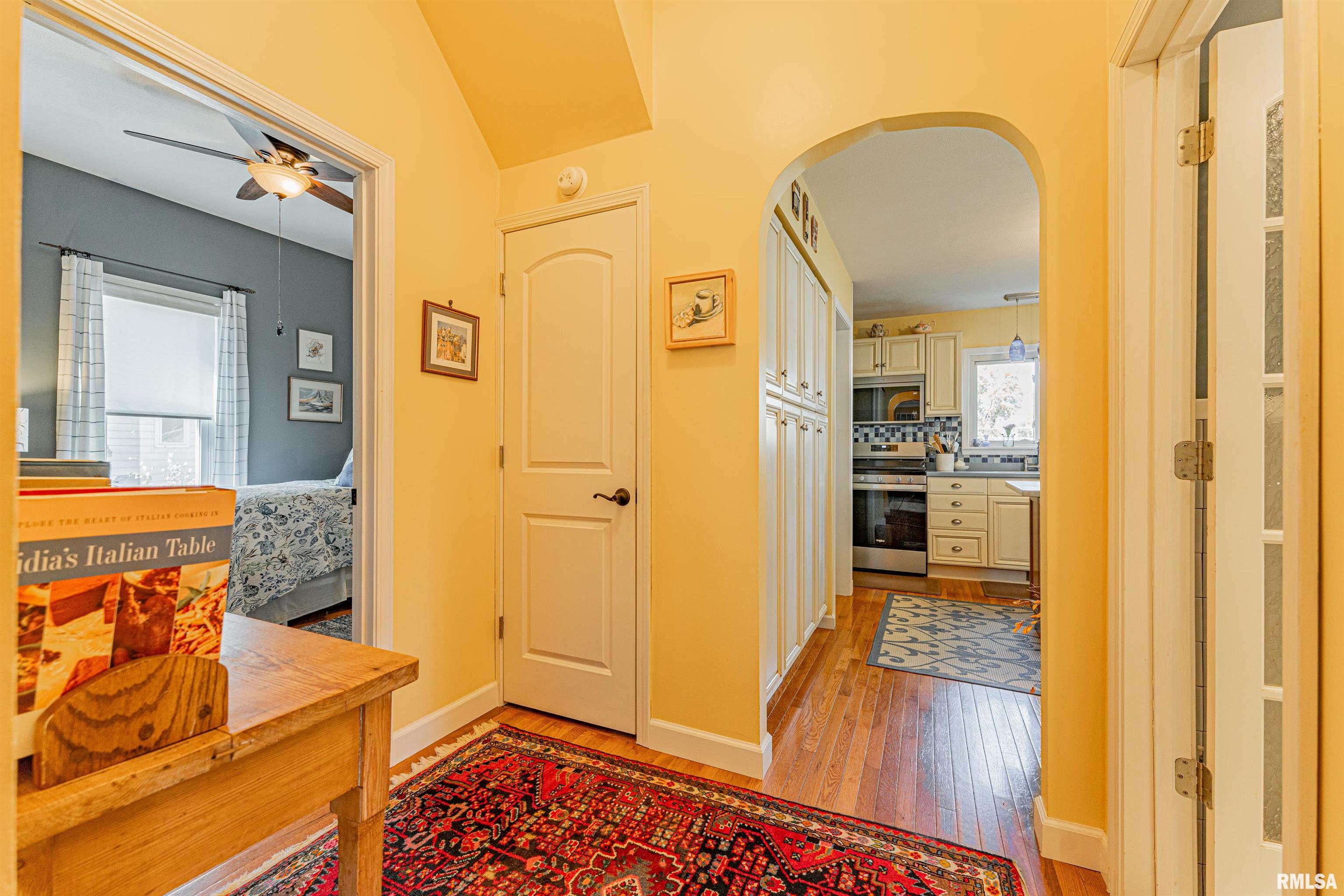 454 8th Street Lincoln, IL 62656 - Photo 17 of 50