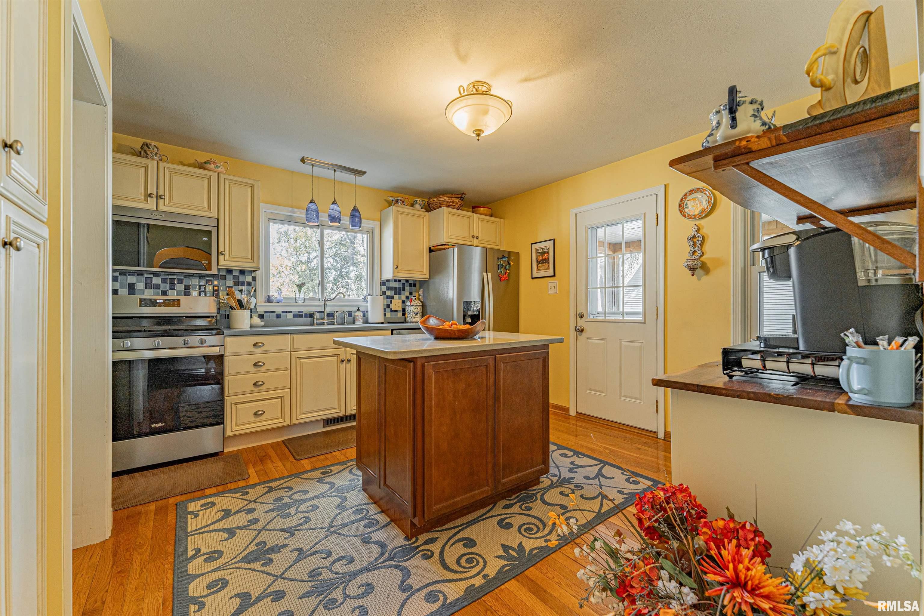 454 8th Street Lincoln, IL 62656 - Photo 19 of 50