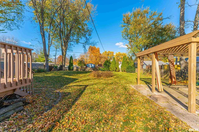 $189,000 | 454 8th Street, Lincoln, IL 62656