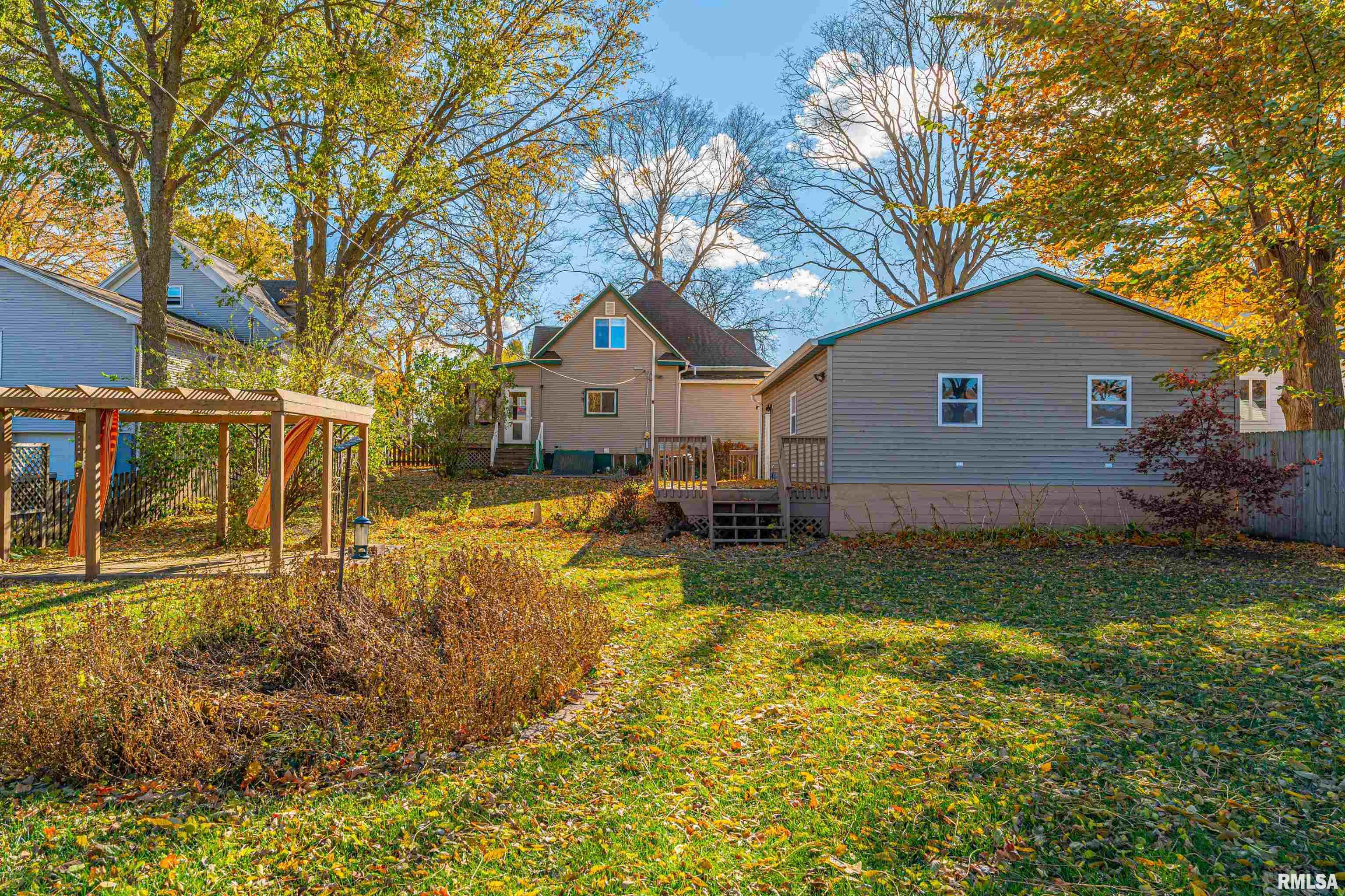 454 8th Street Lincoln, IL 62656 - Photo 38 of 50