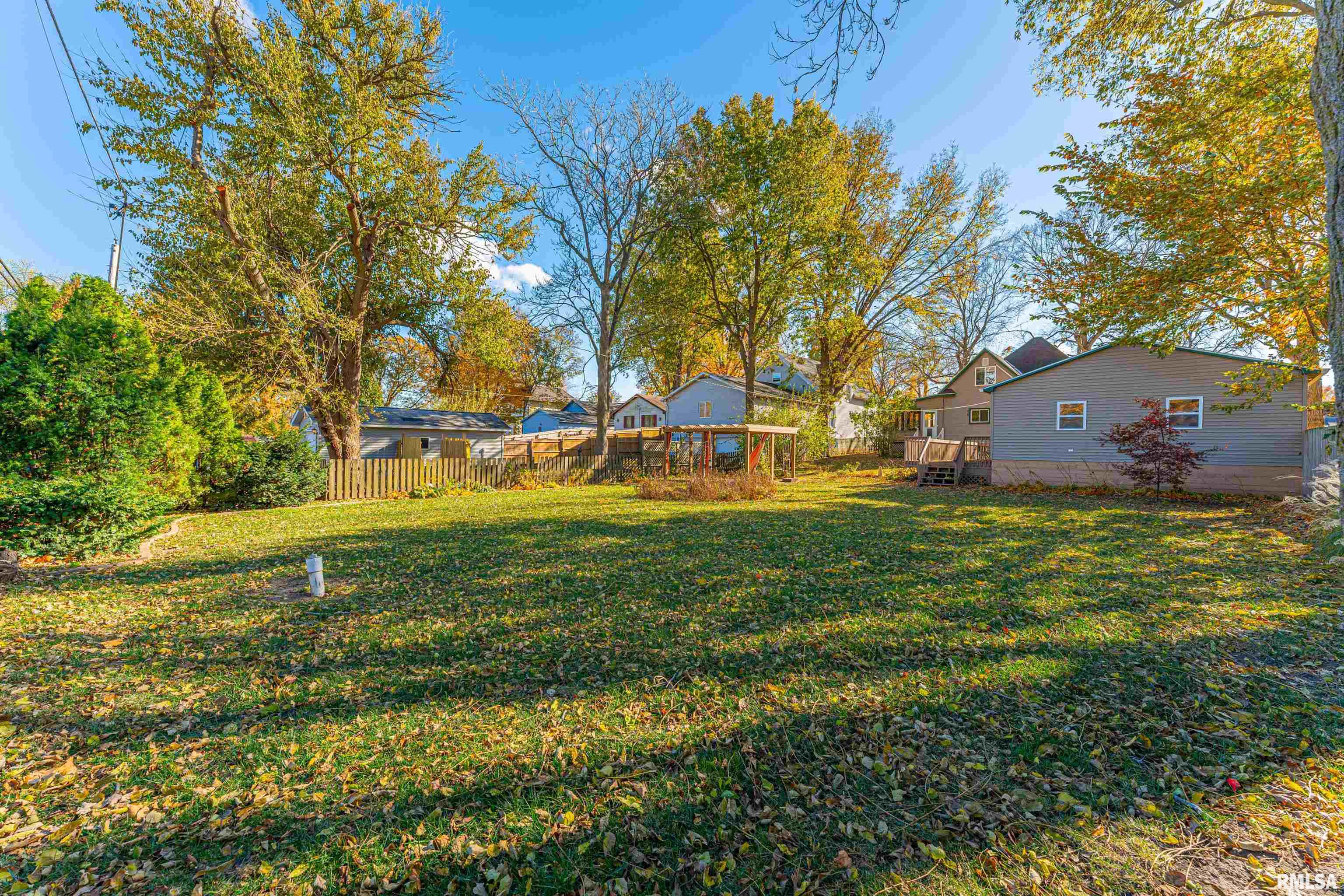 454 8th Street Lincoln, IL 62656 - Photo 39 of 50