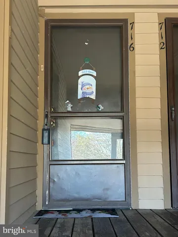 $260,000 | 716 Woodhollow Drive, Marlton, NJ 08053