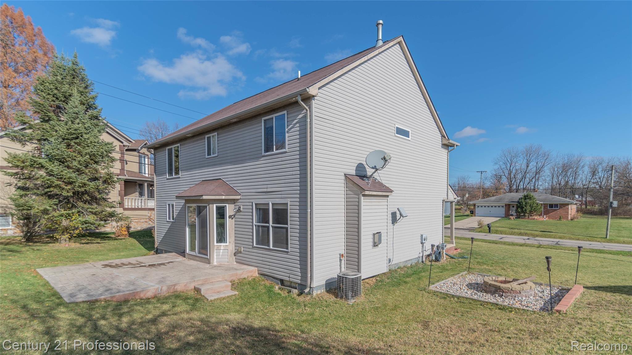 2974 Walbridge Drive Rochester, MI 48307 - Photo 7 of 82 0062200093795_55.jpg