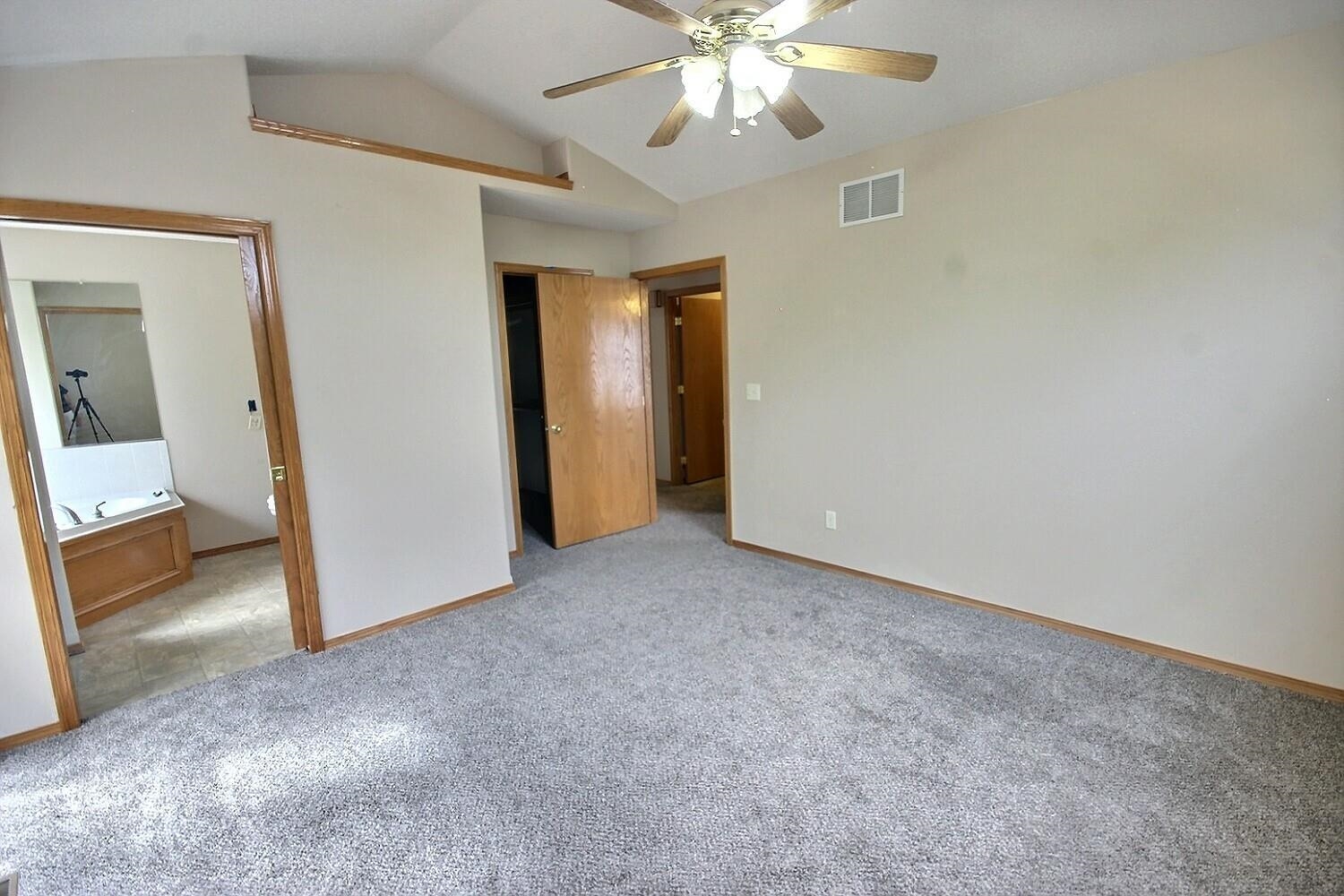 817 Hedgewood Street Andover, KS 67002 - Photo 14 of 33