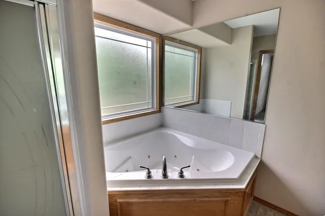 $315,000 | 817 Hedgewood Street, Andover, KS 67002