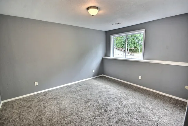 $315,000 | 817 Hedgewood Street, Andover, KS 67002