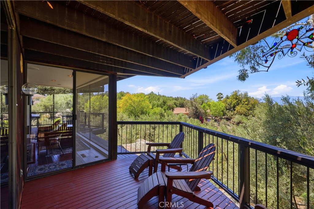 17115 Ranchero Road Riverside, CA 92504 - Photo 4 of 71