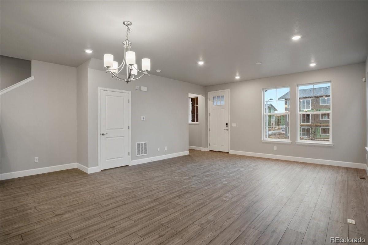 8346 Mount Ouray Road Littleton, CO 80125 - Photo 9 of 38 Gallery Image 9