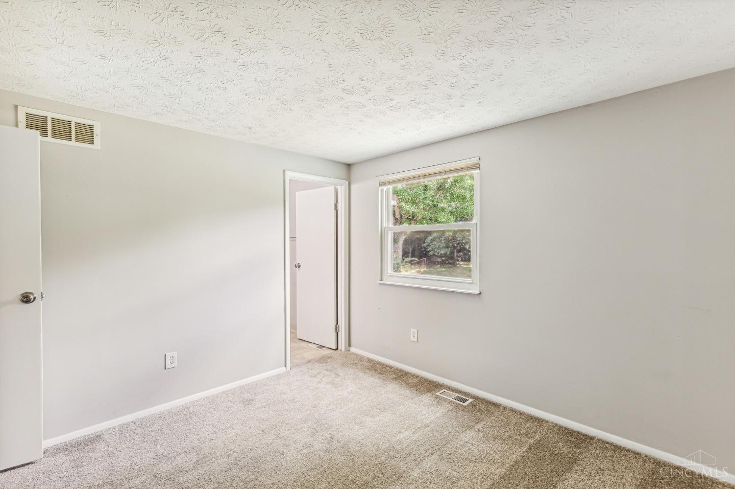 1162 Nature Run Road Batavia, OH 45103 - Photo 17 of 32 Gallery Image 17