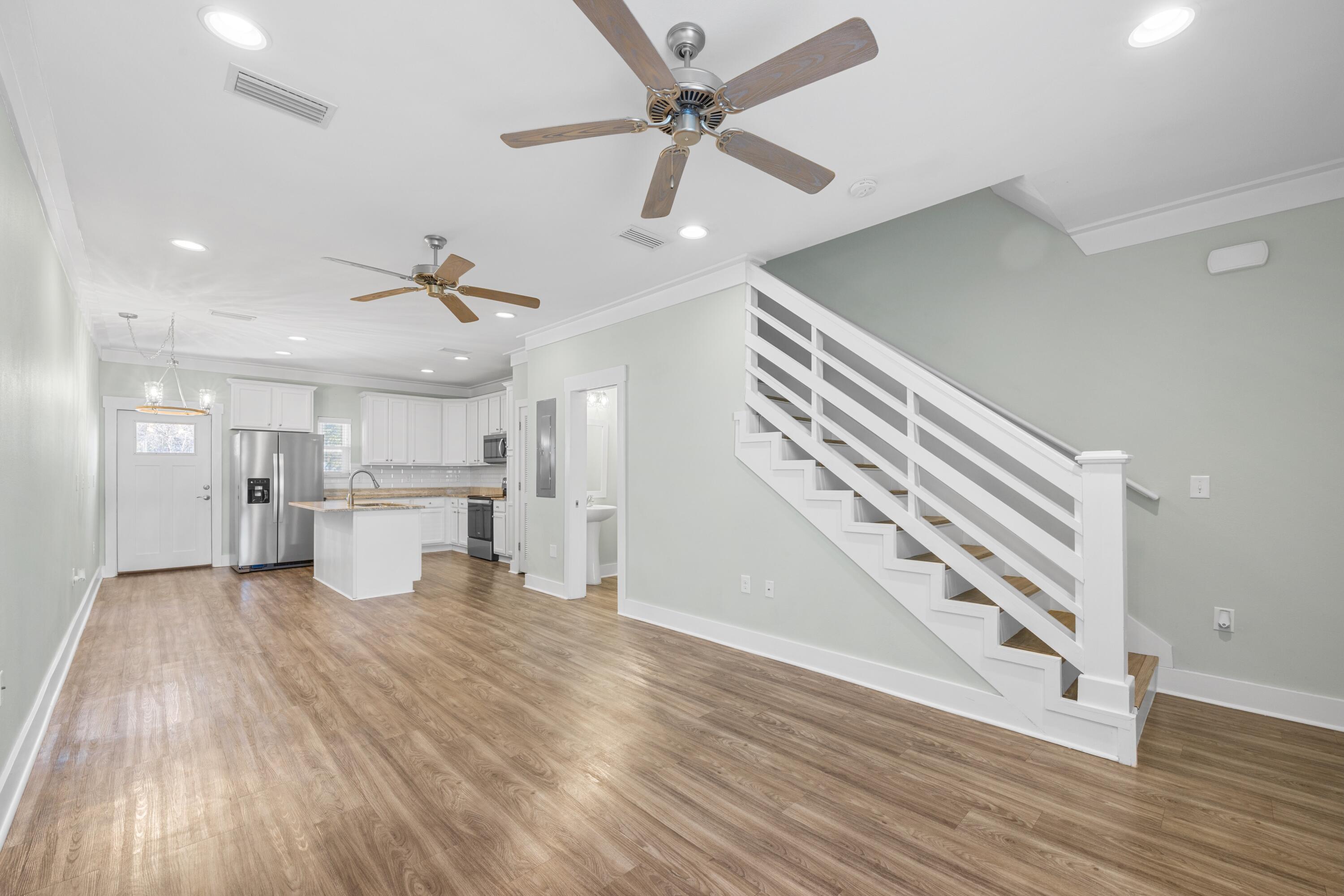 62 North Sand Palm Road Freeport, FL 32439 - Photo 4 of 50 602A8365-2