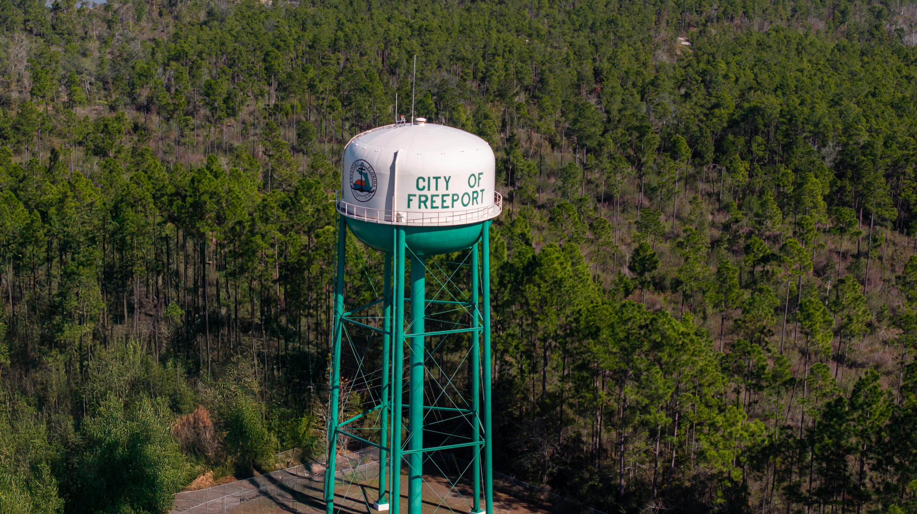 62 North Sand Palm Road Freeport, FL 32439 - Photo 48 of 50 DJI_20250108113233_0840_D