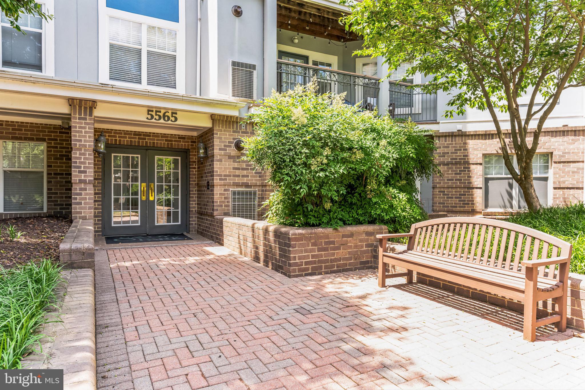 5565 Seminary Road, Unit 409 Falls Church, VA 22041 - Photo 4 of 26