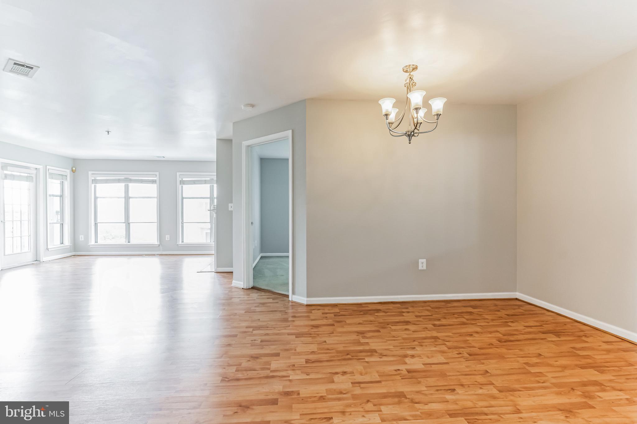 5565 Seminary Road, Unit 409 Falls Church, VA 22041 - Photo 8 of 26