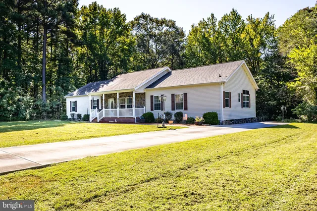 $329,999 | 1092 South Independence Drive, Montross, VA 22520