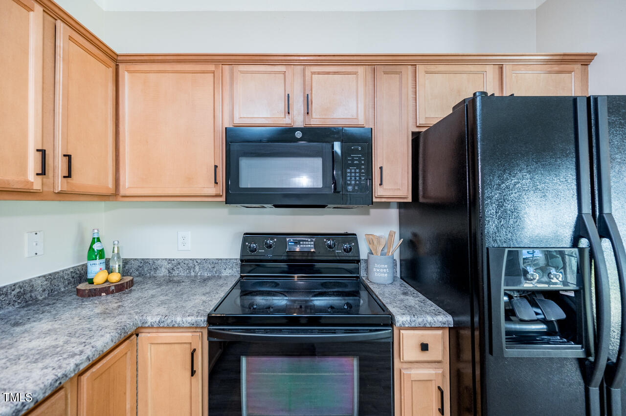 4011 Volkswalk Place Raleigh, NC 27610 - Photo 14 of 34 4011 Volkswalk-17