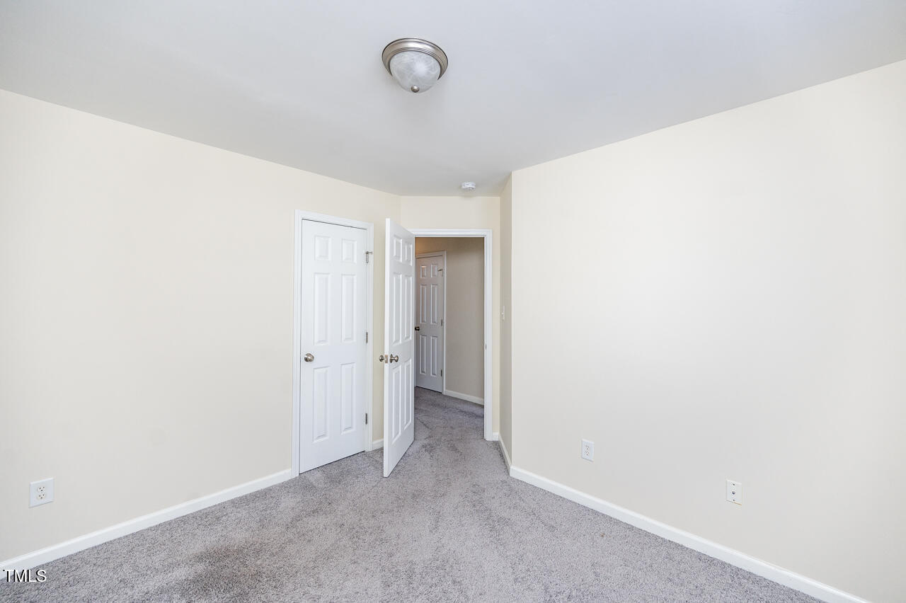 4011 Volkswalk Place Raleigh, NC 27610 - Photo 28 of 34 4011 Volkswalk-10