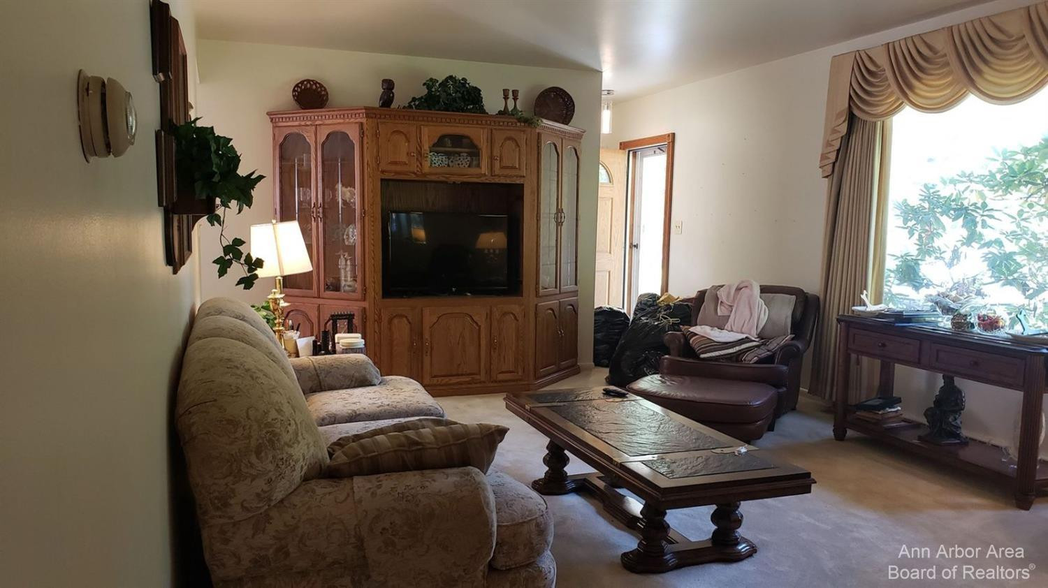 12023 Tuttle Hill Road Willis, MI 48191 - Photo 6 of 30 Photo 6