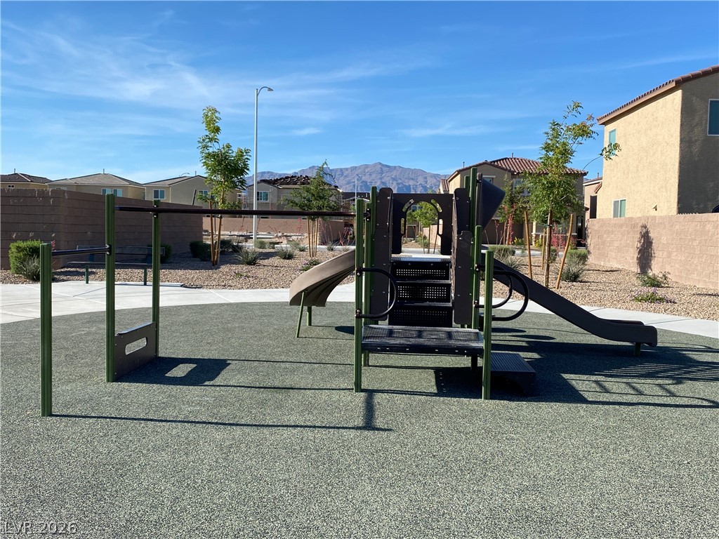 2212 Stone Well Road North Las Vegas, NV 89031 - Photo 38 of 43