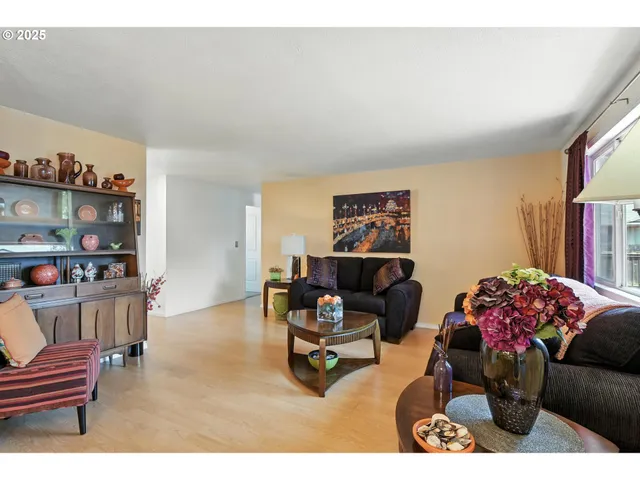 $439,900 | 2102 35th Avenue, Longview, WA 98632