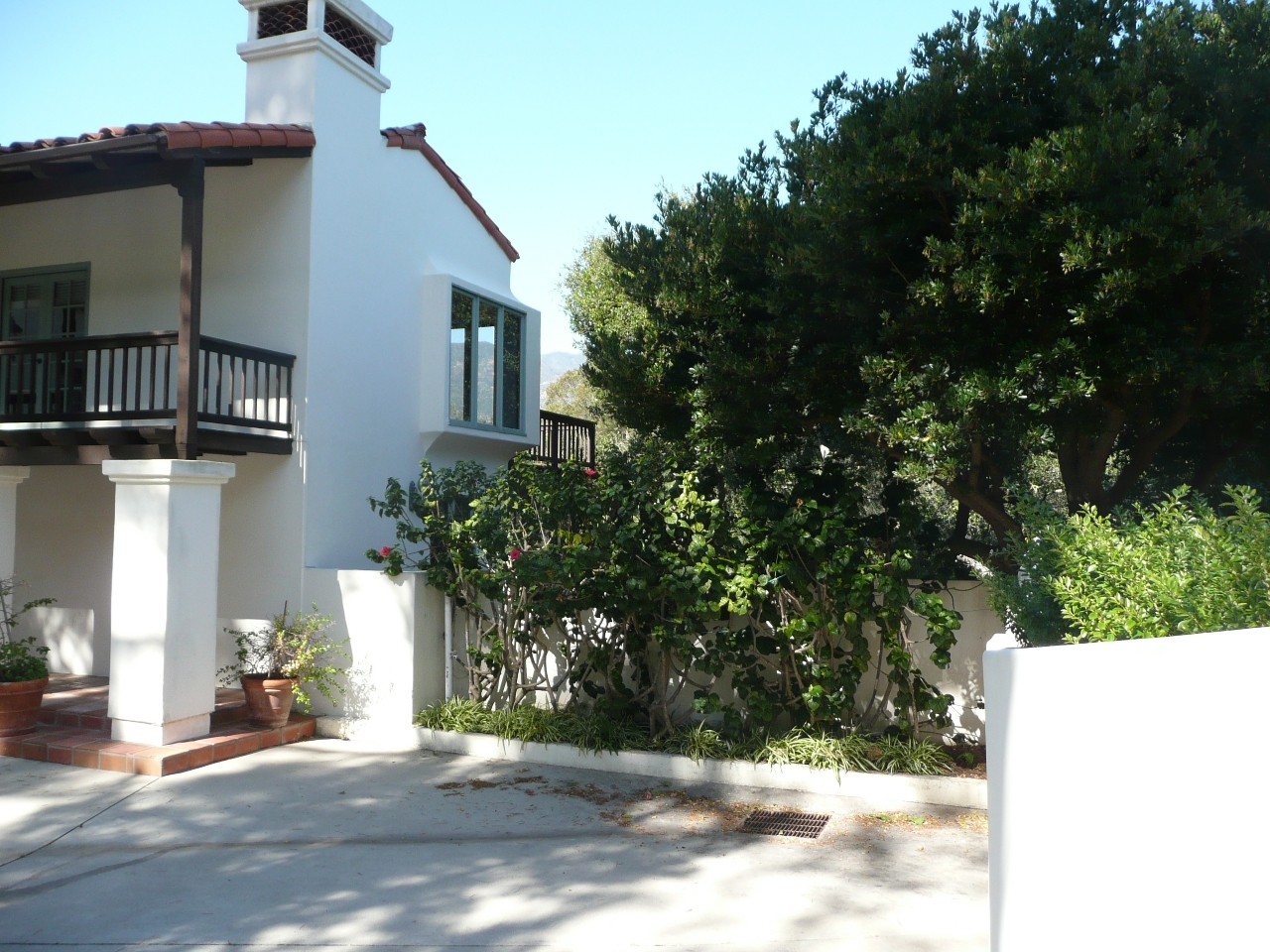 373 Woodley Road Santa Barbara, CA 93108 - Photo 34 of 36 a view of outdoor space and yard