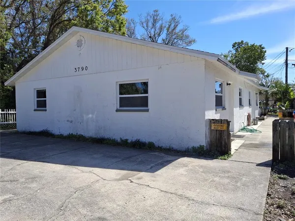 $1,600 | 3790 141st Place North, Unit A, Largo, FL 33771