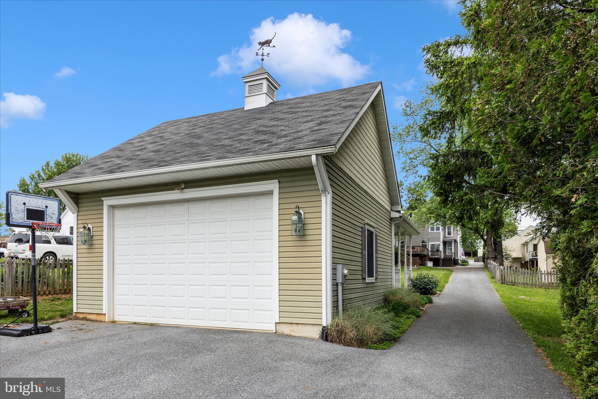 124 East Main Street Middletown, MD 21769 - Photo 49 of 58 Garage