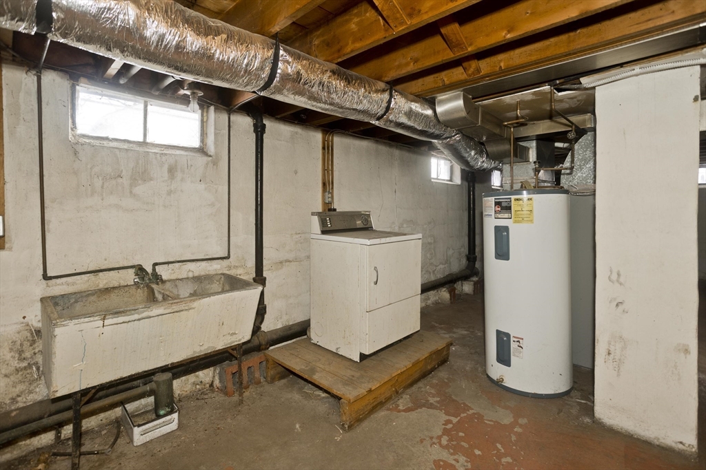 147 Bowles Park Springfield, MA 01104 - Photo 29 of 30