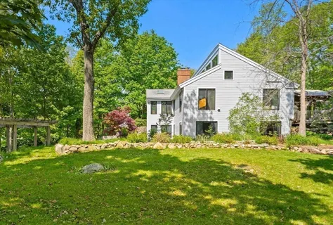 a front view of house with yard