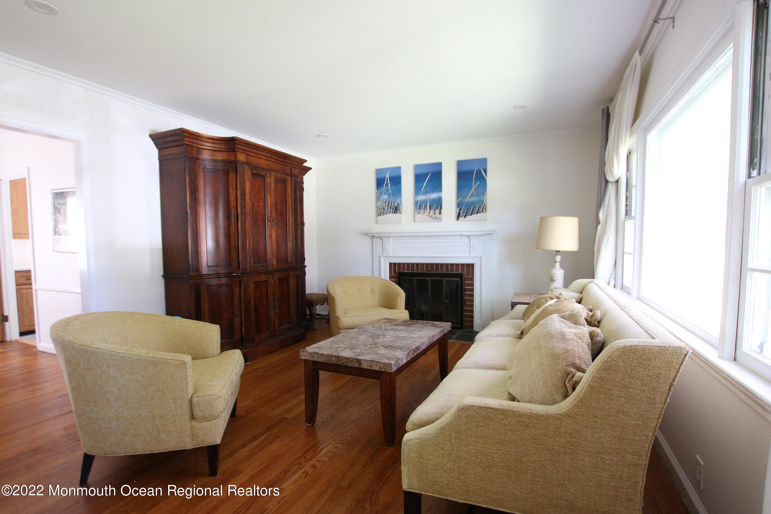 242 Pinecrest Road Oakhurst, NJ 07755 - Photo 2 of 23 Living Room - View 1