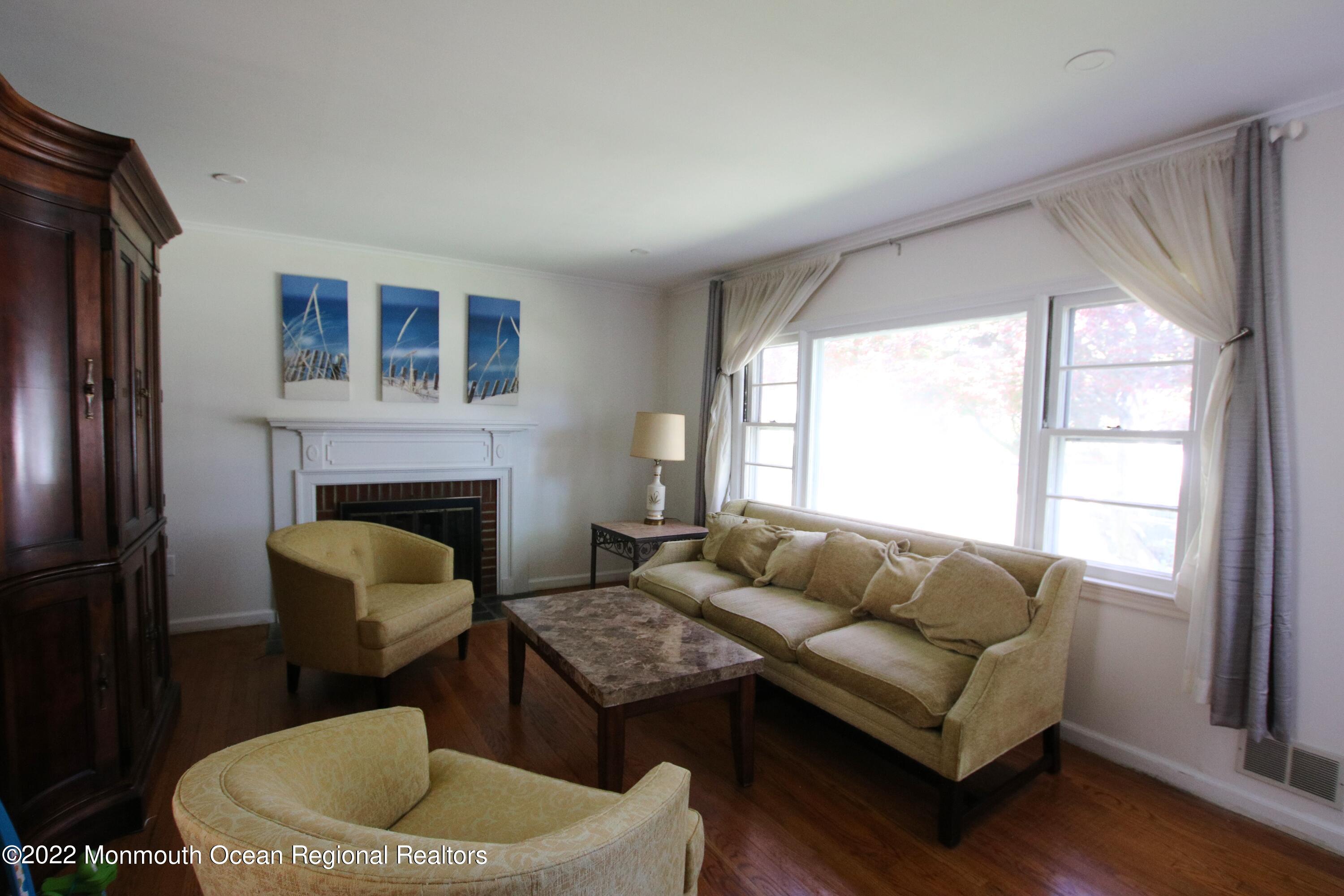 242 Pinecrest Road Oakhurst, NJ 07755 - Photo 3 of 23 Living Room - View 2
