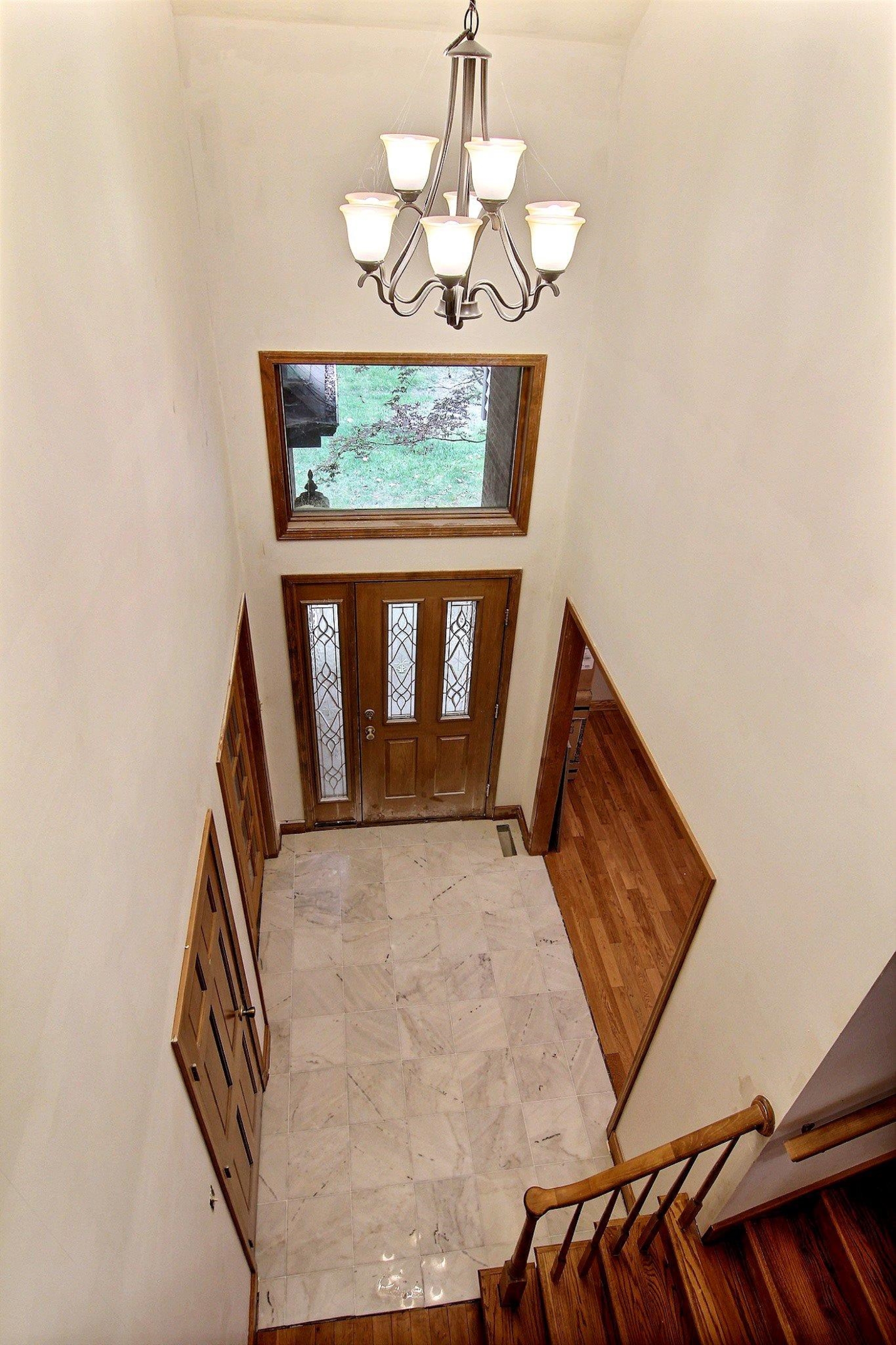 12303 South Williams Court Crown Point, IN 46307 - Photo 8 of 10 1900x2850