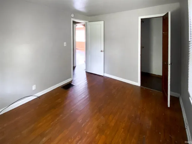 $2,660 | 1114 South Woodlawn Avenue, Bloomington, IN 47401