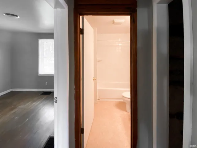 $2,660 | 1114 South Woodlawn Avenue, Bloomington, IN 47401