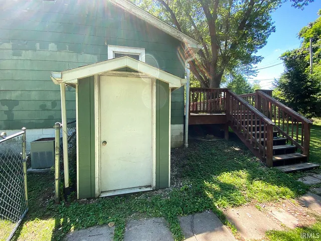$2,660 | 1114 South Woodlawn Avenue, Bloomington, IN 47401