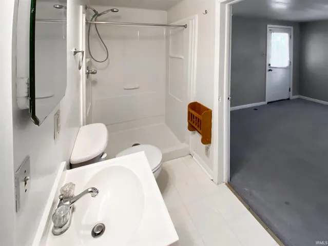 $2,660 | 1114 South Woodlawn Avenue, Bloomington, IN 47401