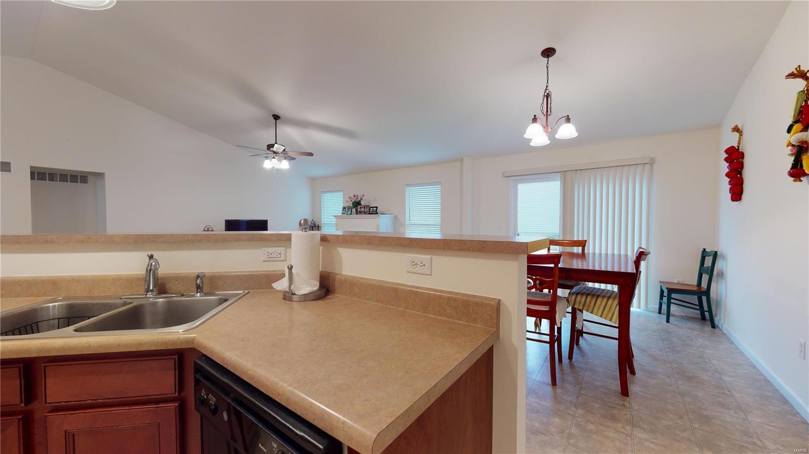 288 Keystone Court O'Fallon, IL 62269 - Photo 11 of 25 Gallery Image 11