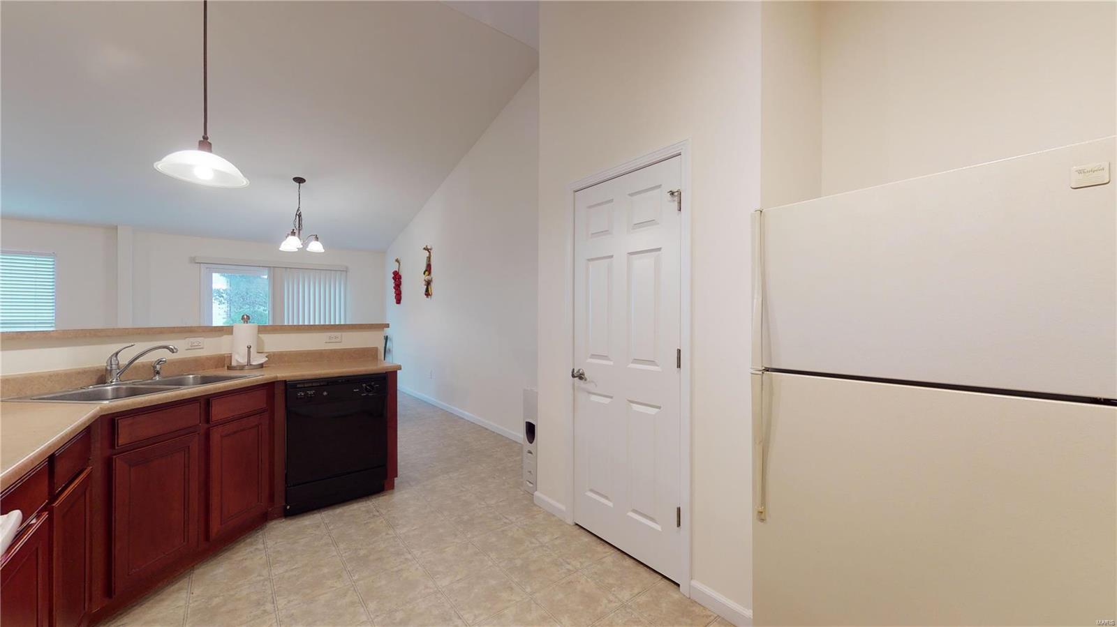 288 Keystone Court O'Fallon, IL 62269 - Photo 13 of 25 Gallery Image 13