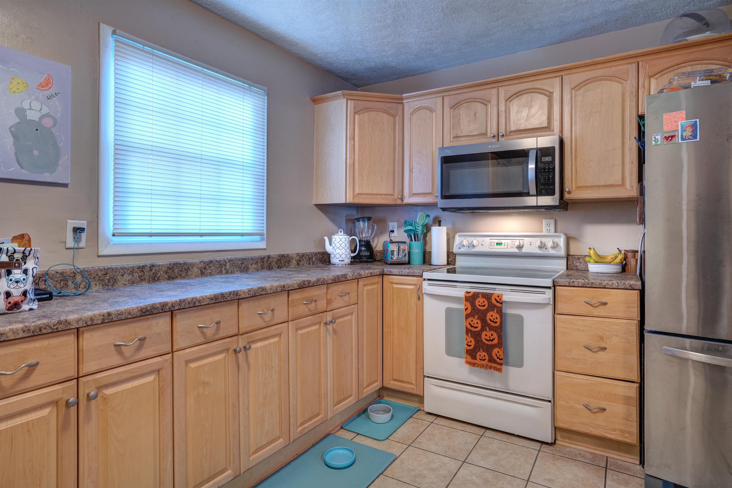 332 Loudon Road Blacksburg, VA 24060 - Photo 7 of 25 Gallery Image 7