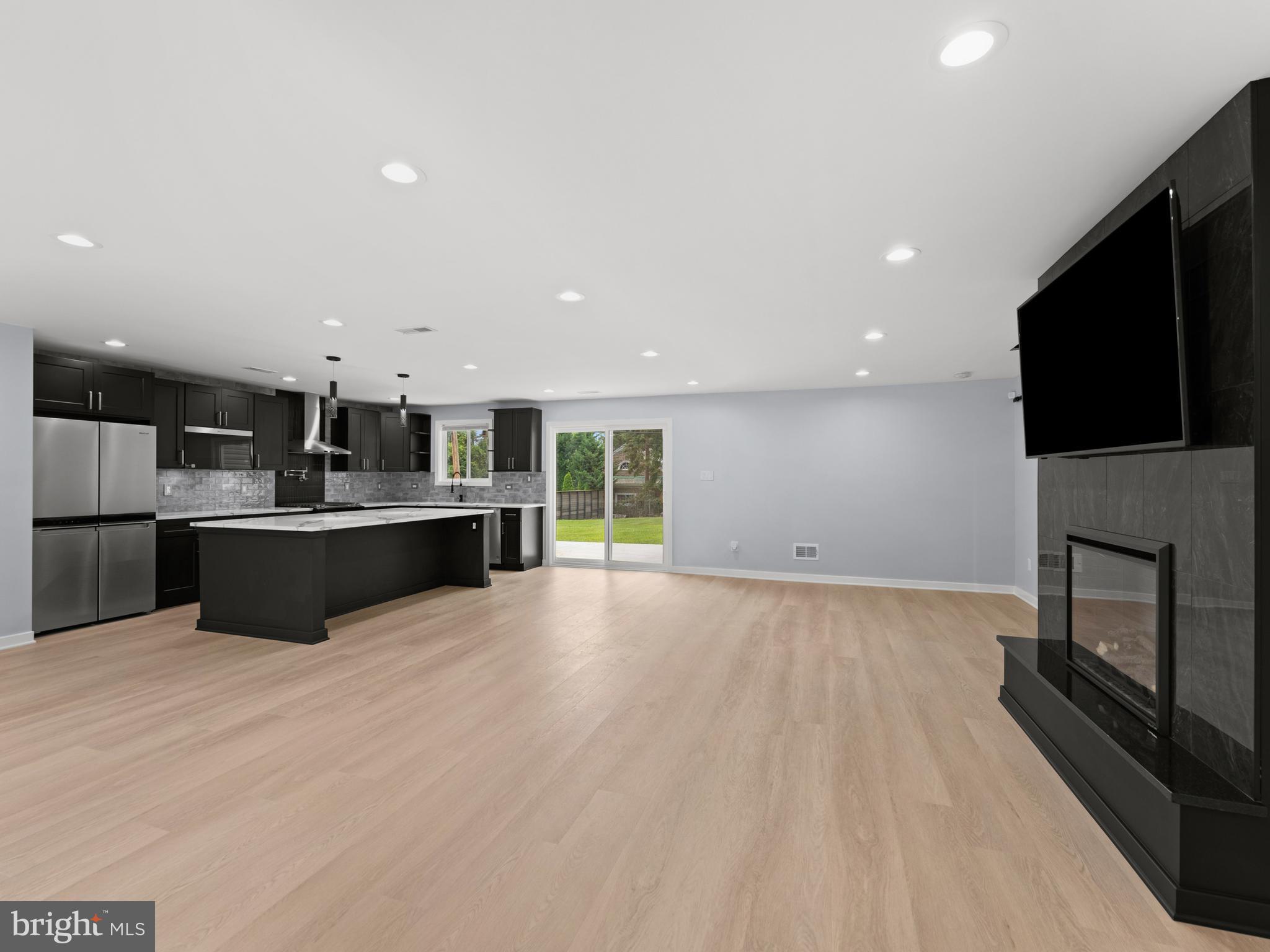 1409 Clements Road Wyncote, PA 19095 - Photo 4 of 41 Gallery Image 4