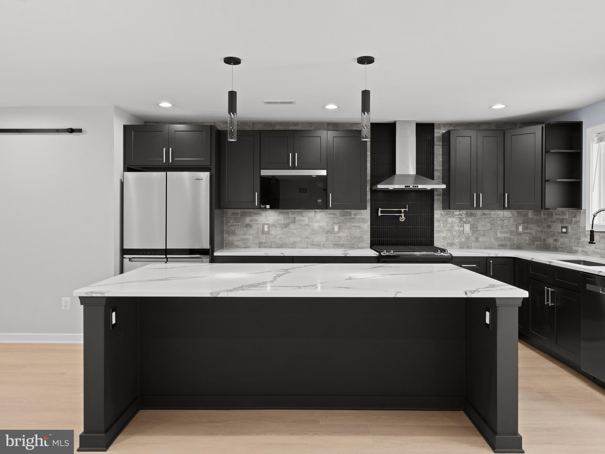 1409 Clements Road Wyncote, PA 19095 - Photo 7 of 41 Gallery Image 7
