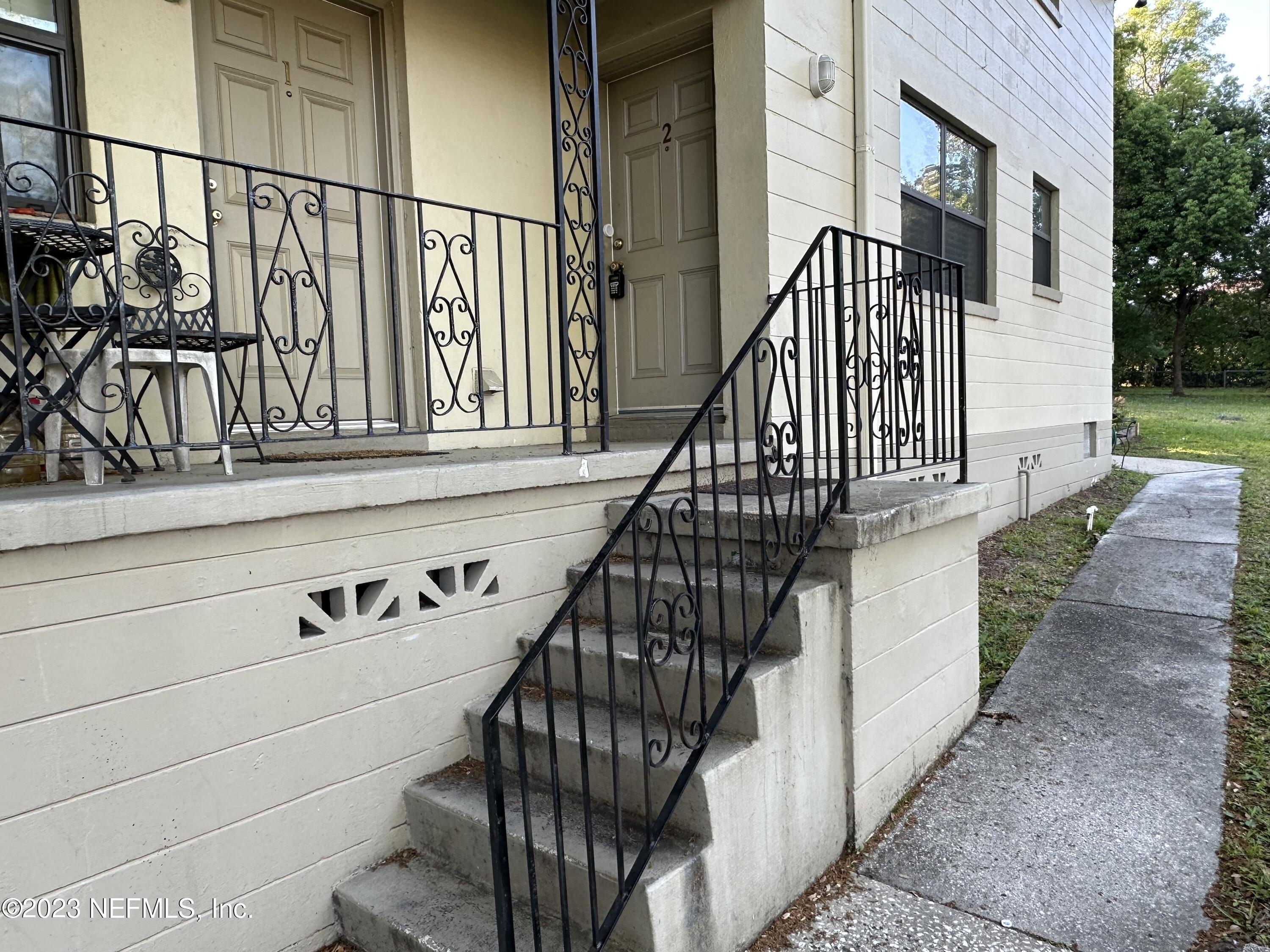 entry to the unit