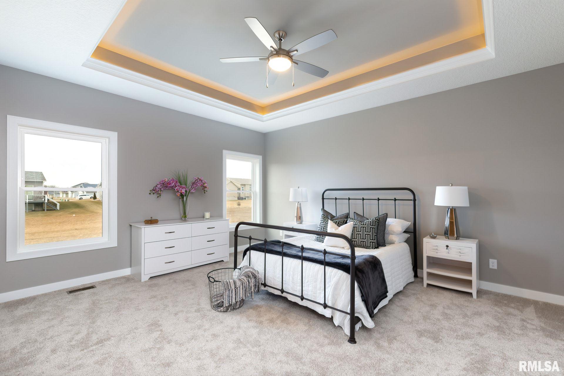 5588 Emily Road Bettendorf, IA 52722 - Photo 17 of 29 Gallery Image 17