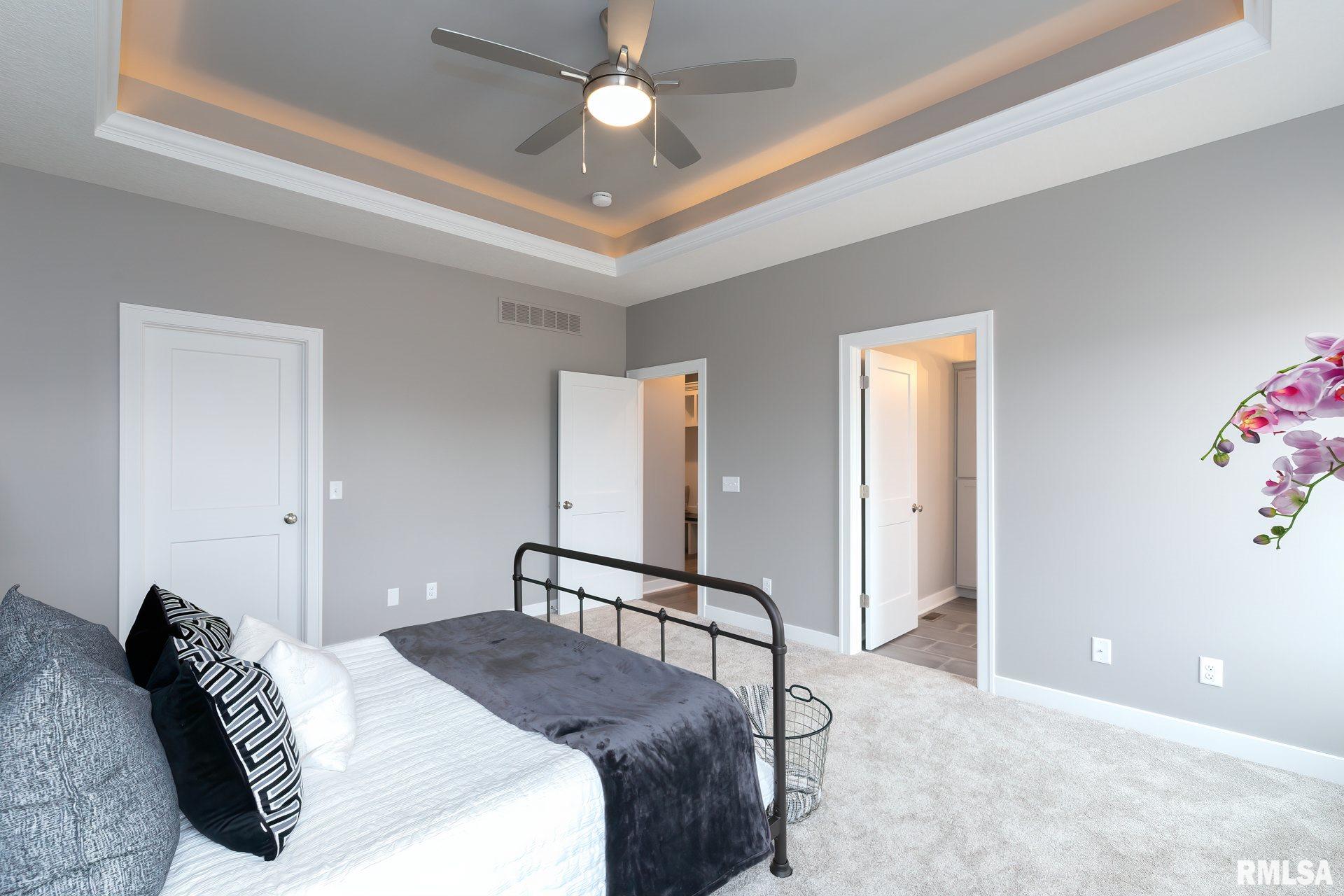 5588 Emily Road Bettendorf, IA 52722 - Photo 19 of 29 Gallery Image 19