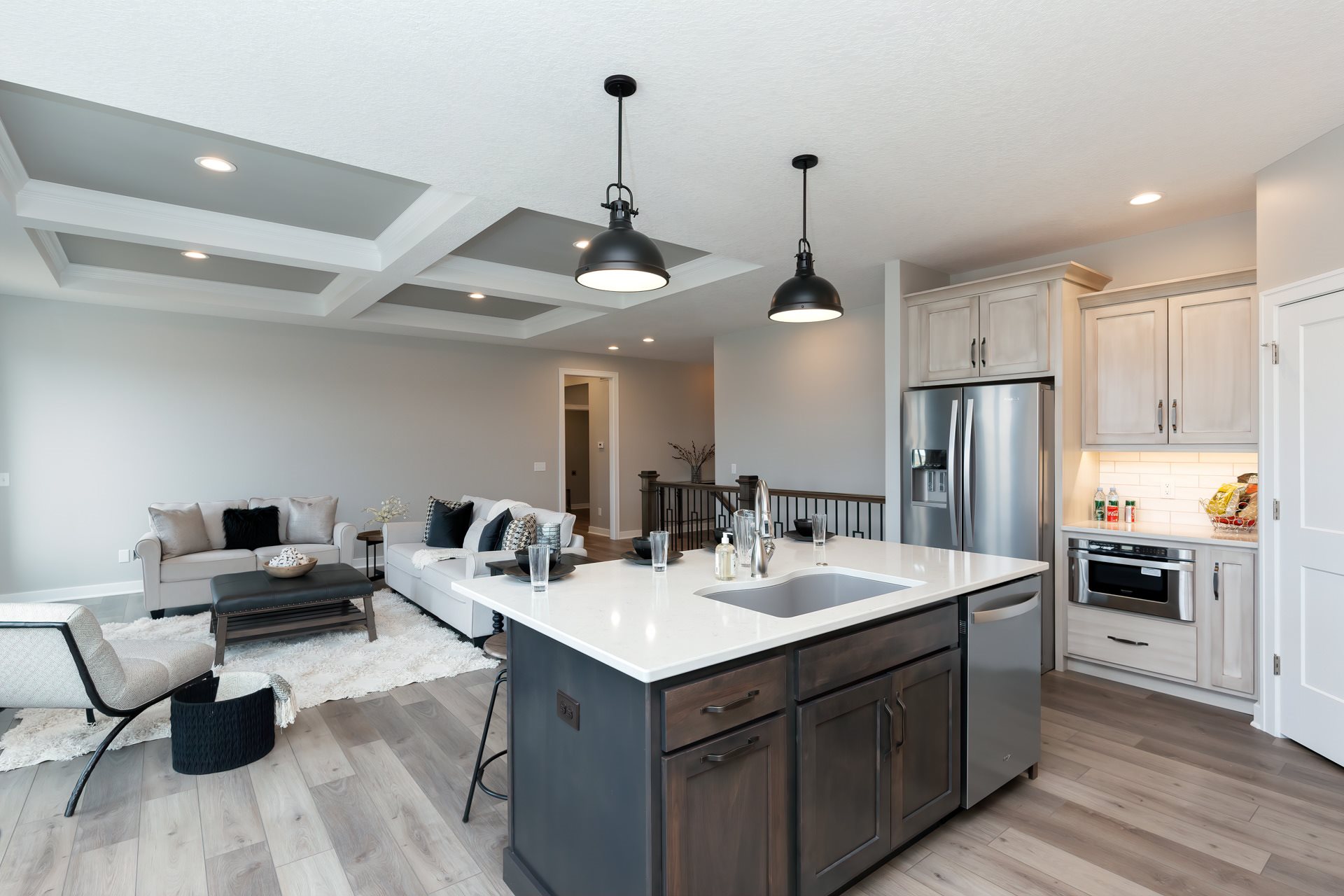 5588 Emily Road Bettendorf, IA 52722 - Photo 8 of 29 Gallery Image 8