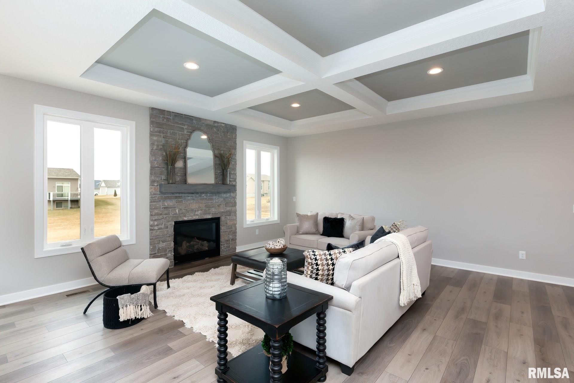 5588 Emily Road Bettendorf, IA 52722 - Photo 10 of 29 Gallery Image 10
