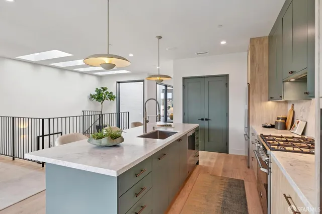 $3,495,000 | 937 Kansas Street, San Francisco, CA 94107