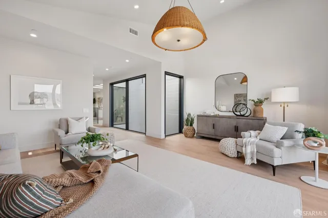 $3,495,000 | 937 Kansas Street, San Francisco, CA 94107