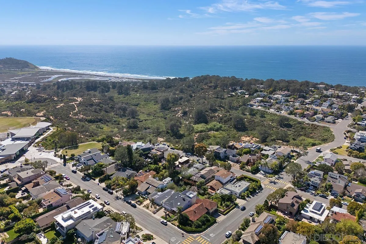 2491 Cordero Road Del Mar, CA 92014 - Photo 46 of 50 Gallery Image 46