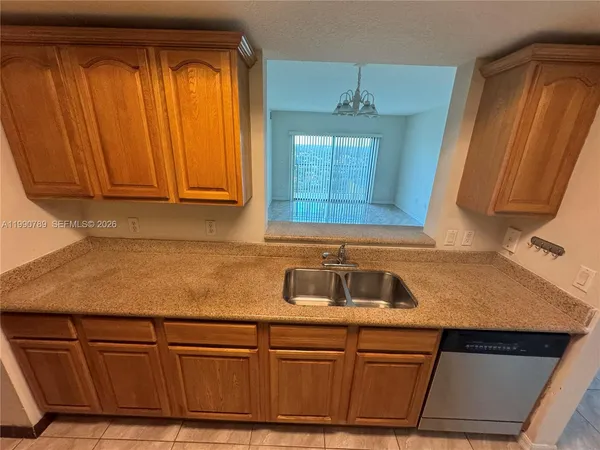 $2,200 | 4242 Northwest 2nd Street, Unit 1407, Miami, FL 33126